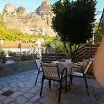 Apartament The House Under The Rocks Of Meteora 2 Kalambaka