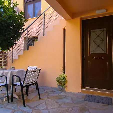 Διαμέρισμα The House Under The Rocks Of Meteora 2 Καλαμπάκα