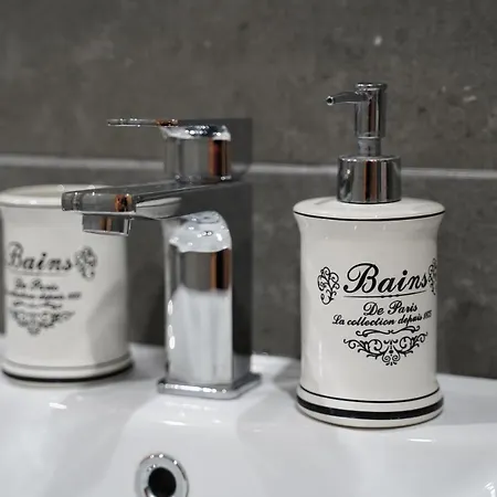 The House Under The Rocks Of Meteora 2 * Καλαμπάκα