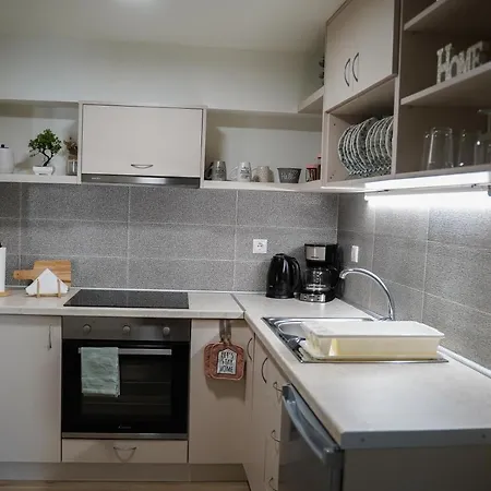 The House Under The Rocks Of Meteora 2 * Καλαμπάκα