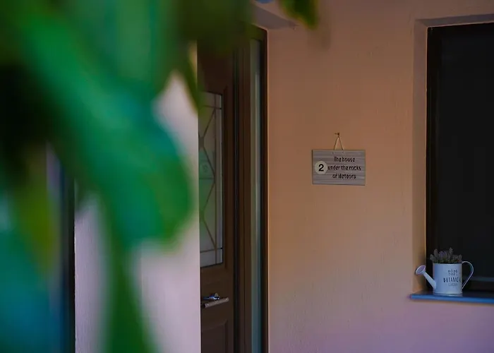 Apartment The House Under The Rocks Of Meteora 2